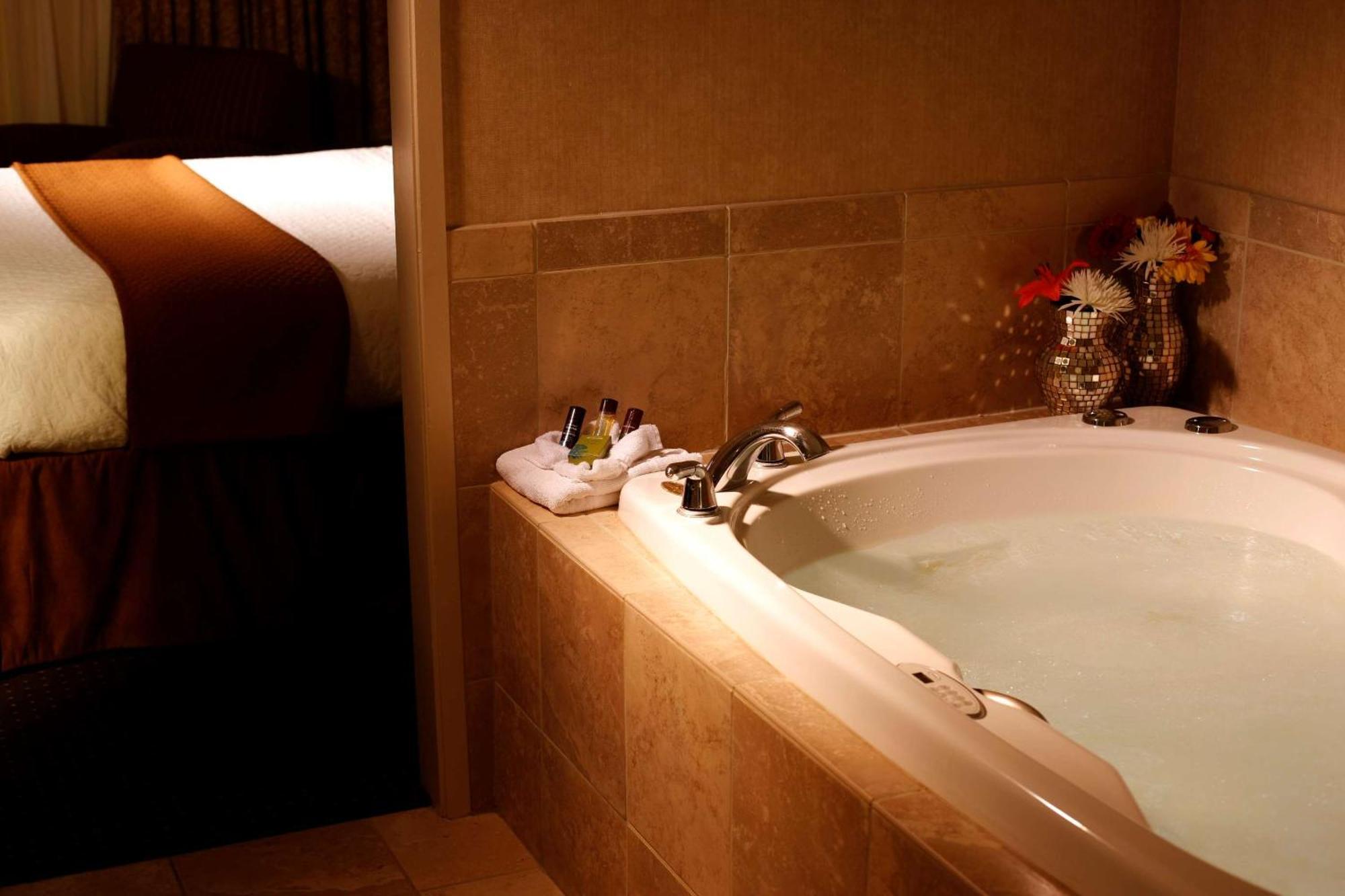 Embassy Suites Lubbock Ngoại thất bức ảnh
